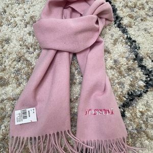 NWT Missoni 100% wool scarf